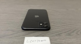 Mint
													Apple iPhone 11 - Unlocked, Black, 128 GB, A2111, photo 5 of 7