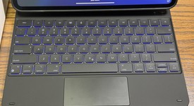 Mint
													Apple iPad Pro 13" (M4) 2024 - Unlocked, Black, 2 TB, 16 GB, A2926, Nano-texture Glass, photo 2 of 9