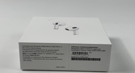 New
													Apple AirPods 3rd Gen - Lightning Case, photo 5 of 6