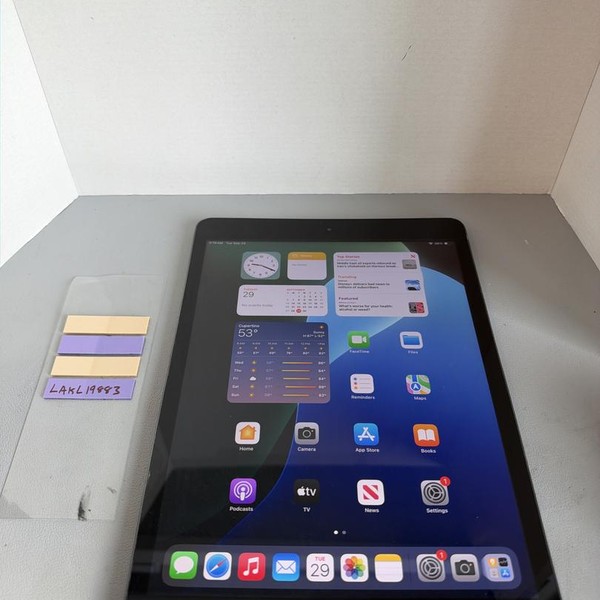 Apple iPad (8th Gen) - Verizon, 128 GB, Gray, A2428