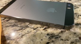 Good
													Apple iPhone 5S - Sprint, Gray, 32 GB, A1453, photo 3 of 5