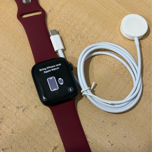 Apple Watch Series 7 45mm - Midnight, A2474 - GPS, Aluminum