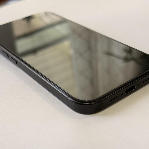 Apple iPhone 16 Pro - Unlocked, 256 GB, Black, A3083