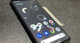 Good
													Google Pixel 4 XL - Unlocked, Black, 64 GB, 6 GB, G020J, Google Edition, photo 3 of 6