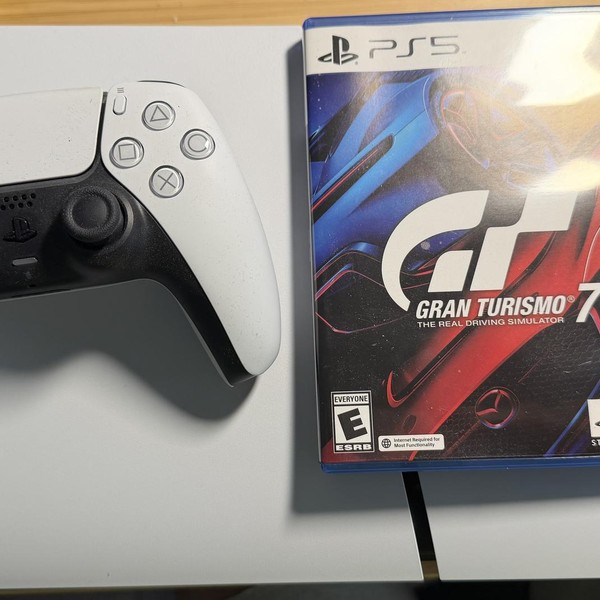 PlayStation 5 Slim Standard Edition (2023) - 1 TB, White