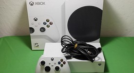 Good
													Xbox Series S (2020) - White, 512 GB, photo 2 of 11