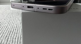 Mint
													Oppo Find X9 Pro - Unlocked Non-US, Titanium Charcoal, 512 GB, 16 GB, photo 4 of 7