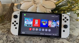 Mint
													Nintendo Switch - OLED - White, 64 GB, photo 6 of 6