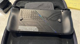 Good
													Asus ROG Ally X - Z1 Extreme, Black, 1 TB, 24 GB, photo 4 of 9