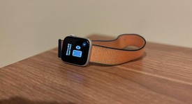Good
													Apple Watch SE 1st Gen 44mm - Silver, A2352 - GPS, Aluminum, photo 4 of 10