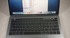 Mint
													MacBook Pro 2018 (With Touch Bar) - 13" - I7, Gray, 1 TB, 16 GB, photo 4 of 12