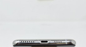 Good
													Apple iPhone Xs Max - Unlocked, Silver, 256 GB, A1921, photo 2 of 8