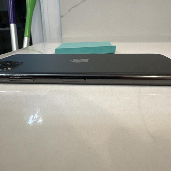 Apple iPhone 11 Pro Max - Unlocked, 64 GB, Gray, A2161