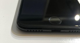 Mint
													Apple iPhone 7 - Unlocked, Jet Black, 128 GB, A1660, photo 3 of 9