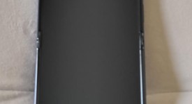 Good
													Motorola Razr (2025) - Unlocked, Blue, 256 GB, 8 GB, photo 3 of 11