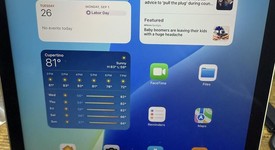 Good
													Apple iPad Air 4th Gen - Unlocked, Green, 256 GB, A2324, photo 4 of 5
