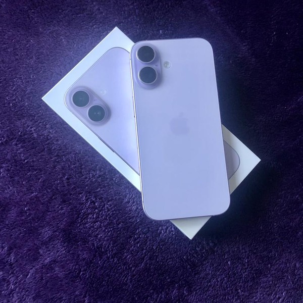 Apple iPhone 17 - Unlocked, 256 GB, Lavender, A3258