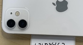 Fair
													Apple iPhone 12 - Unlocked Non-US, White, 128 GB, A2402, photo 5 of 6