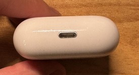 Used
													Apple AirPods 3rd Gen - Lightning Case, photo 3 of 6
