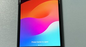 Good
													Apple iPhone SE 2nd Gen 2020 - Unlocked, Black, 128 GB, A2275, photo 1 of 8