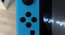 Mint
													Nintendo Switch - Red & Blue, 32 GB, photo 4 of 7
