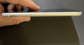 Good
													Apple iPhone Xr - Sprint, White, 64 GB, A1984, photo 2 of 7
