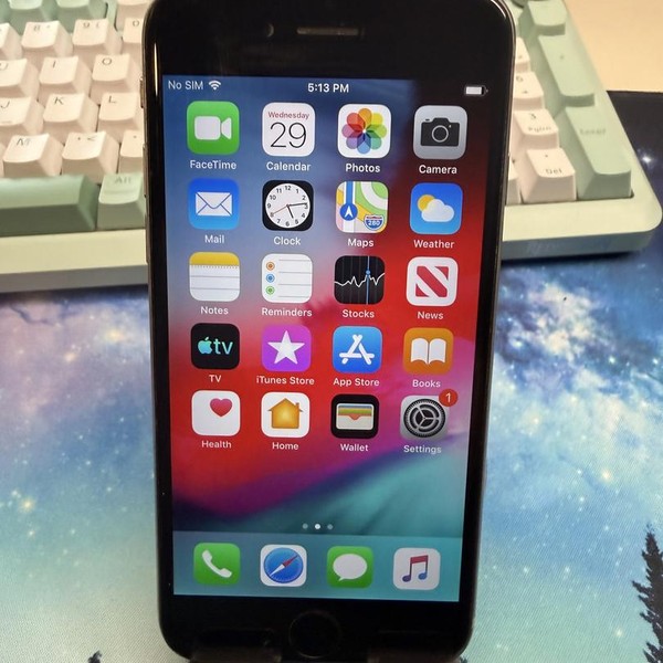 Apple iPhone 6 - Unlocked, 64 GB, Gray, A1549