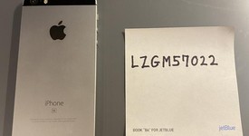 Good
													Apple iPhone SE 1st Gen 2016 - Unlocked, Grey, 32 GB, A1662, photo 2 of 3