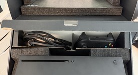 Good
													Xbox Series X (2020) - Black, 1 TB, standard, photo 4 of 6