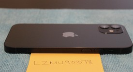 Mint
													Apple iPhone 12 - Unlocked, Black, 64 GB, A2172, photo 4 of 12