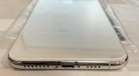Good
													Apple iPhone Xs Max - Unlocked, Silver, 256 GB, A1921, photo 2 of 6