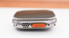 Mint
													Apple Watch Ultra 2 49mm - Unlocked, Natural, A2986, photo 4 of 7