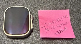 Good
													Apple Watch Ultra 49mm - Unlocked, Titanium, A2622, photo 1 of 11