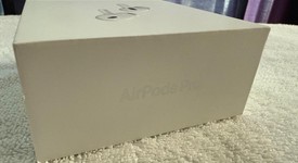 New
													Apple AirPods Pro 2nd Gen - USB-C, photo 3 of 5