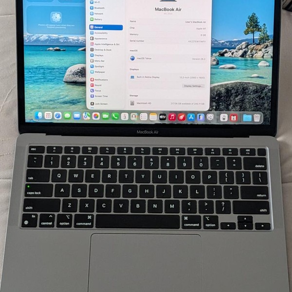 MacBook Air 2020 - 13 inch - 256 GB, Gray, 8 GB, Apple M1