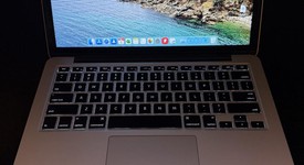 Fair
													MacBook Pro 2015 (Retina) - 13" - Silver, 256 GB, 16 GB, photo 1 of 4