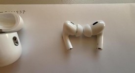 Used
													Apple AirPods Pro 2nd Gen - USB-C, photo 4 of 8