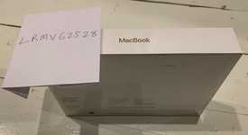New
													Macbook Retina 2017 - 12" - Gold, 256 GB, 8 GB, photo 1 of 4
