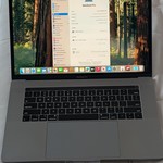 Good MacBook Pro 2018 (With Touch Bar) - 15 inch - 512 GB, Gray, 16 GB, Intel Core i7