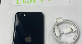 Mint
													Apple iPhone SE 3rd Gen 2022 - Unlocked, Midnight, 64 GB, A2595, photo 1 of 9
