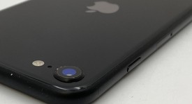 Fair
													Apple iPhone SE 2nd Gen 2020 - Unlocked, Black, 128 GB, A2275, photo 4 of 8