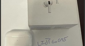 Used
													Apple AirPods Pro 2nd Gen - USB-C, photo 5 of 11