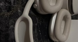 Used
													Apple AirPods Max USB-C - Starlight, photo 2 of 4