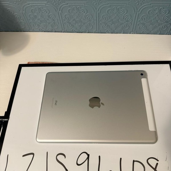 Apple iPad 9th Gen - Verizon, 64 GB, Silver, A2603