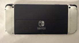 Fair
													Nintendo Switch - OLED - White, 64 GB, photo 4 of 20
