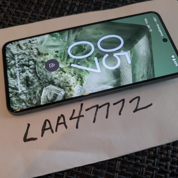 Google Pixel 8 - Unlocked, 128 GB, Hazel, 8 GB, G9BQD, Sub-6 5G