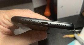 Good
													Apple iPhone Xr - Unlocked, Black, 64 GB, A1984, photo 4 of 5