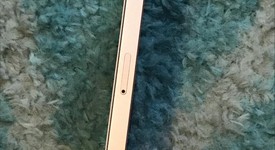 Good
													Apple iPhone SE 1st Gen 2016 - Unlocked, Rose Gold, 128 GB, A1662, photo 5 of 7