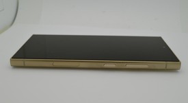 Good
													Samsung Galaxy S24 Ultra - Unlocked, Yellow, 512 GB, 12 GB, SM-S928U1, photo 5 of 10