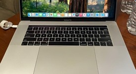 Fair
													MacBook Pro 2018 (With Touch Bar) - 15" - I7, Silver, 512 GB, 16 GB, photo 1 of 7